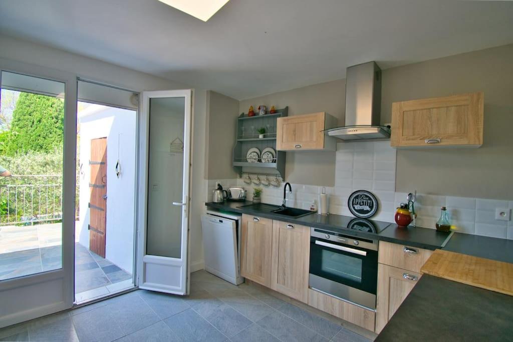 Maison De Charme Centre Lezignan-C. Avec Terrasse Villa Eksteriør bilde
